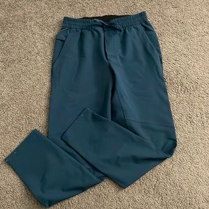 Mens Lululemon LTT Pants. 29” length inseam Size M.